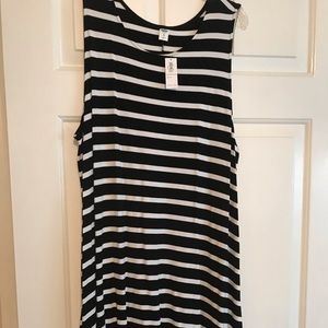 NWT black and white tank style swing dress